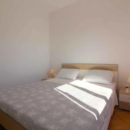 Apartment In Porec/istrien 34560 Porec